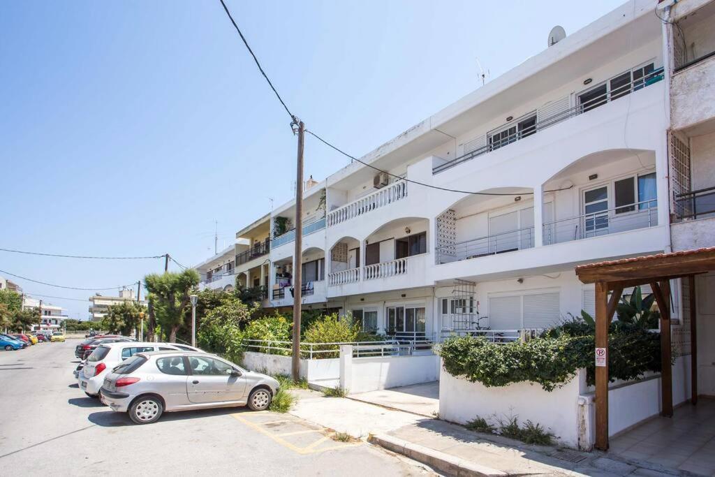 Pelagias Apartments Rhodes City エクステリア 写真